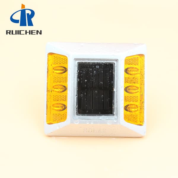 <h3>road stud light for sale in UAE- RUICHEN Road Stud Suppiler</h3>
